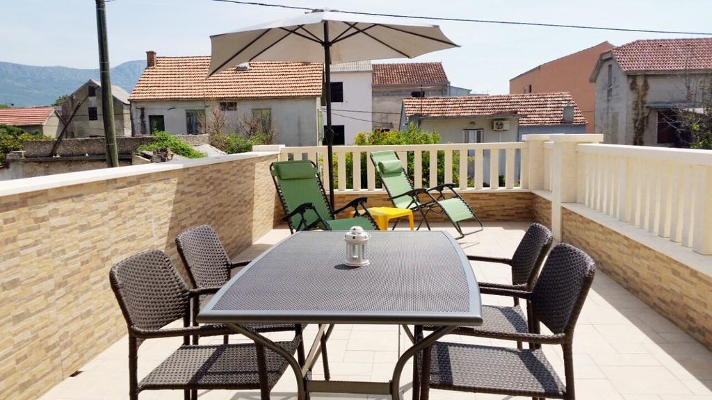 Villa Iva-Dom Kastela Bagian luar foto
