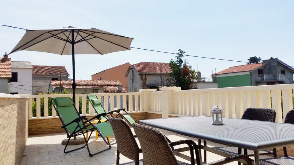 Villa Iva-Dom Kastela Bagian luar foto