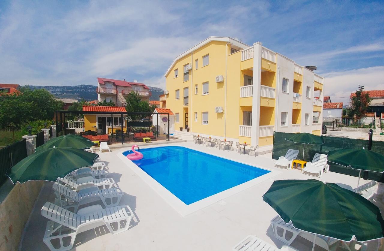 Villa Iva-Dom Kastela Bagian luar foto